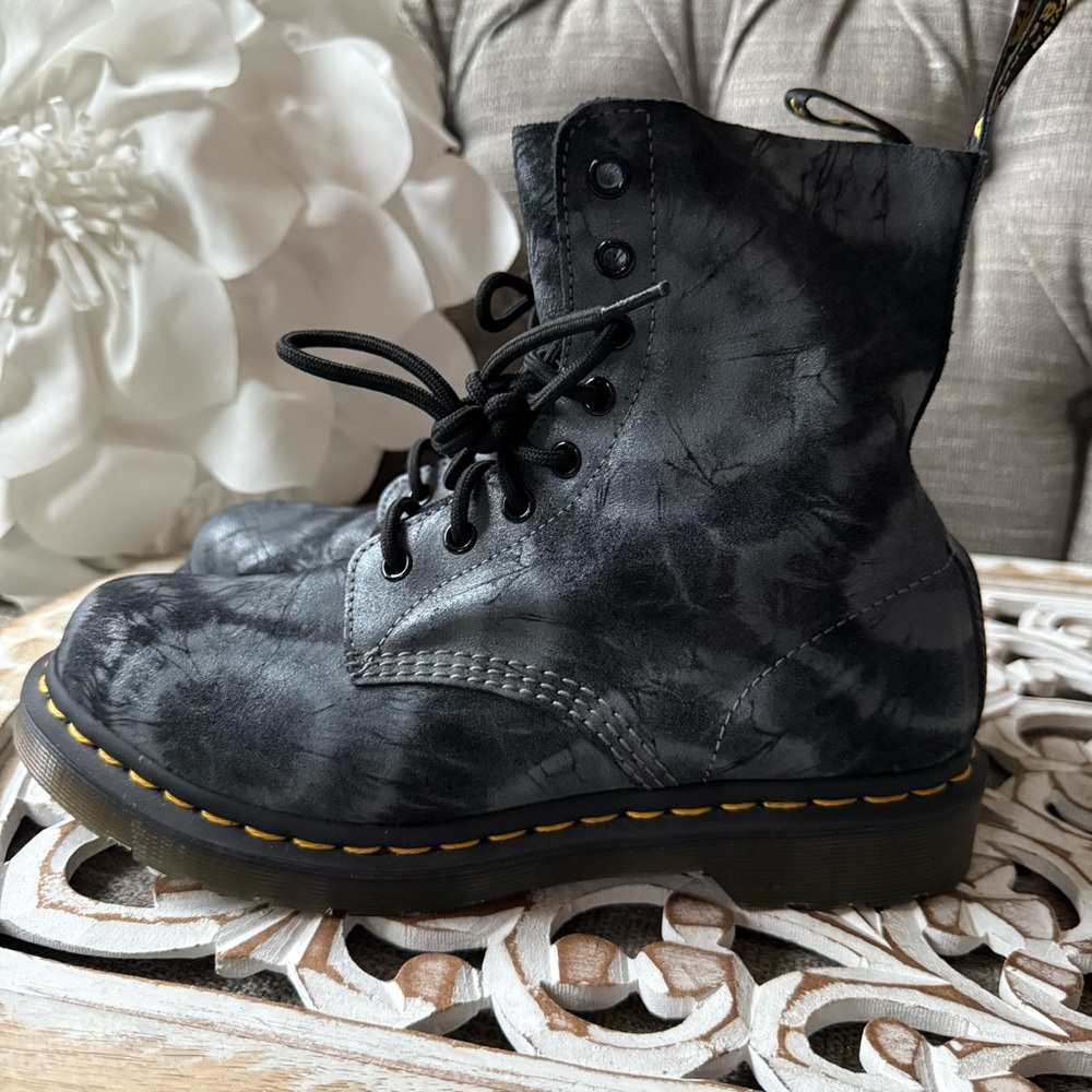 Dr. Martens Pascal Tye Dye Ankle Combat Boots Women’s 9 - Picture 6 of 9